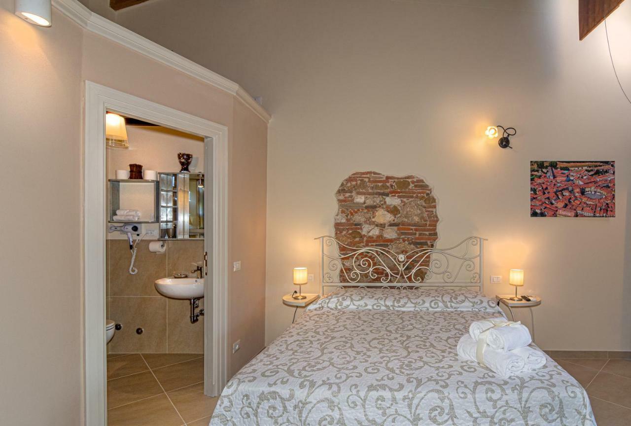 La Mandolata Dei Poeti Apartaments لوكا المظهر الخارجي الصورة