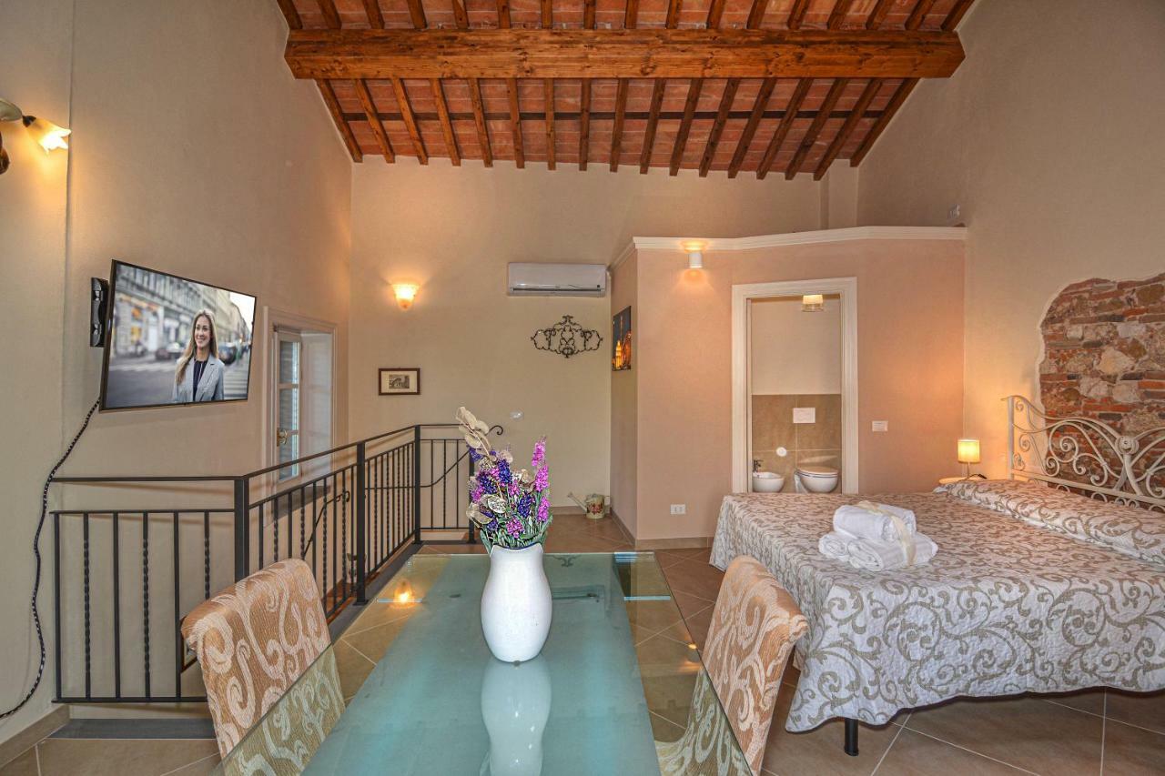 La Mandolata Dei Poeti Apartaments لوكا المظهر الخارجي الصورة