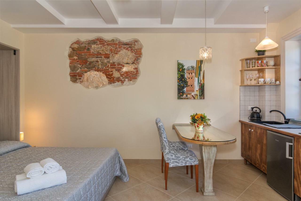 La Mandolata Dei Poeti Apartaments لوكا المظهر الخارجي الصورة